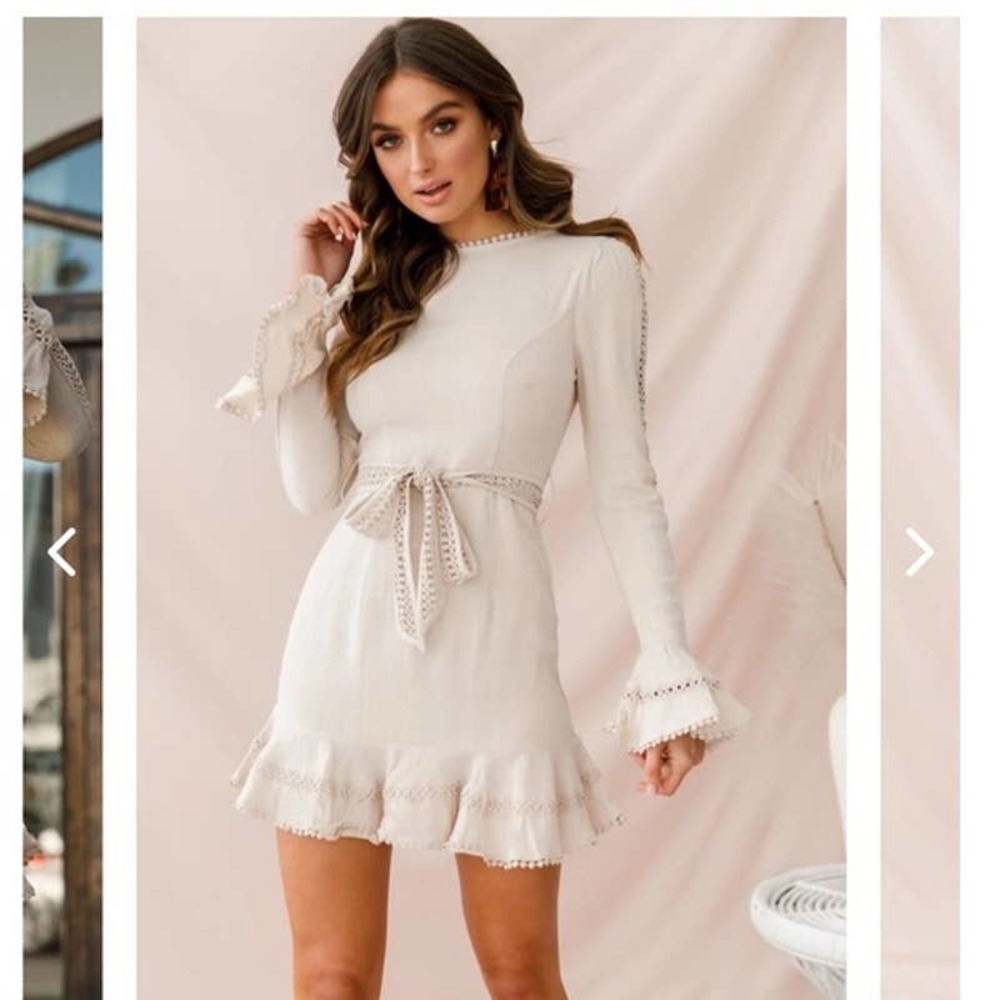 NWT Saint + Secrets Size M Beige Follow My Lead Dress